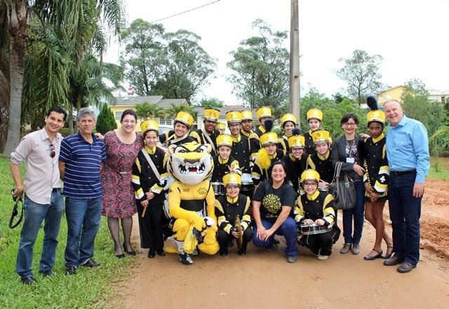 Arrastão Solidário promove educação ambiental no Cristo Redentor