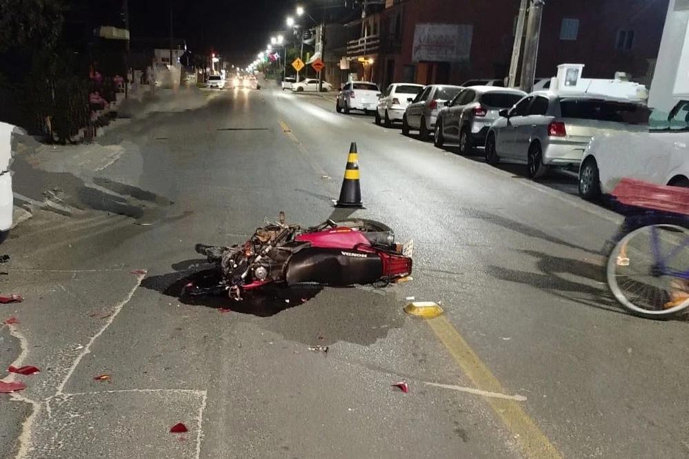 Acidente de trânsito deixa motociclista gravemente ferido na SC-100