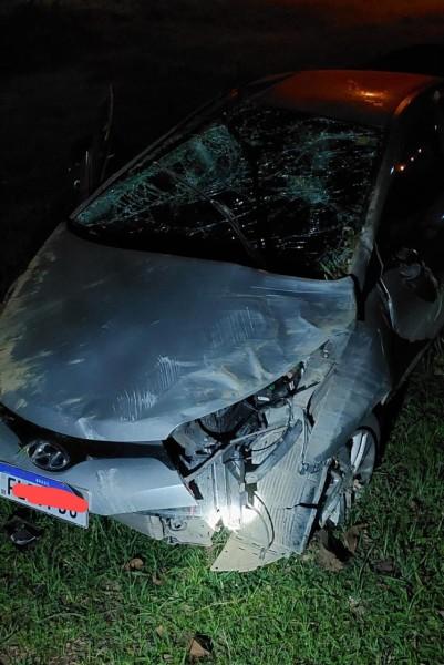Motorista perde o controle da direção e capota carro em Cocal do Sul