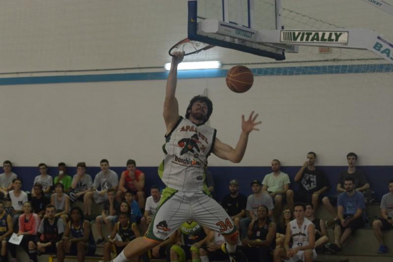 Um dia memorável para o basquete em Criciúma