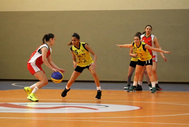 Meninas de Criciúma encaram Estadual de Basquete