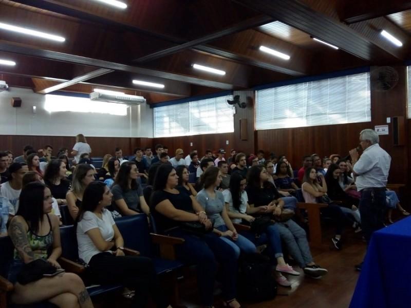 ACTU promove palestra ‘Fazer o bem faz bem’