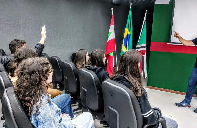 Conferência Municipal da Juventude acontece neste sábado em Criciúma