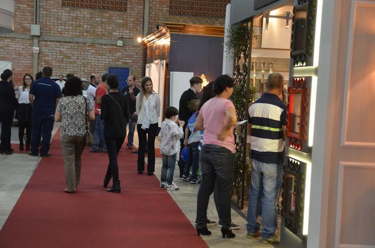Feira CasaPronta Tubarão apresenta alternativas energéticas para a construção