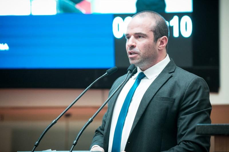 Jessé Lopes propõe projeto que permite pagamento imediato de débitos de veículos na abordagem policial 