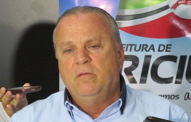 Márcio Búrigo lamenta tragédia envolvendo time da Chapecoense 