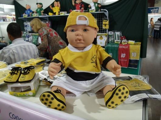 Feira expõe artigos licenciados de clubes catarinenses