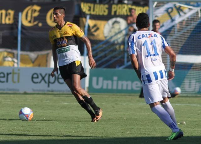 Escudeiro não é mais atleta do Tigre