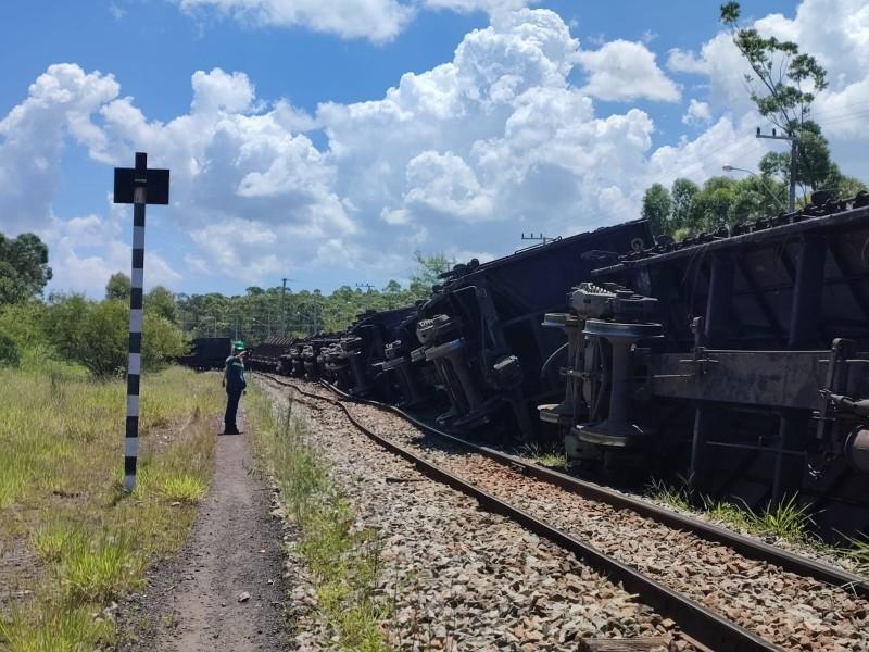 Içara: após descarrilamento, tráfego ferroviário será normalizado a partir das 18 horas de hoje