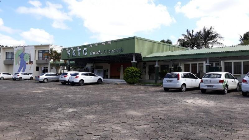 Satc suspende alunos que fizeram referência a saudação nazista 
