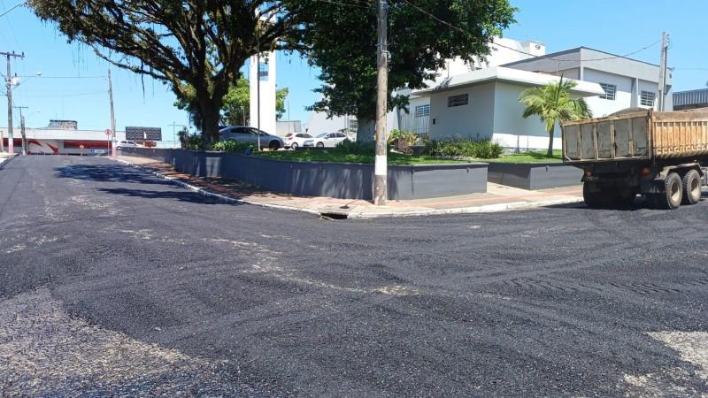 Ruas do Rio Maina recebem pavimentação e são fechadas para o trânsito; DTT orienta motoristas 