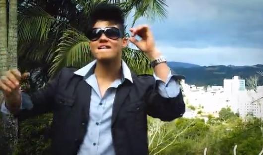 Cantor de Orleans Gustavo Godois é a nova aposta do sertanejo local