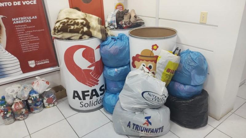 Afasc Solidária recebe roupas arrecadadas em Gincana Solidária da faculdade Censupeg