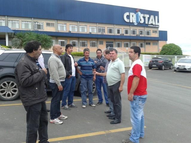 Trabalhadores do ramo de plásticos e flexíveis retomam as atividades
