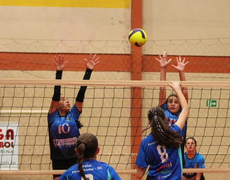 Vôlei de Forquilhinha estreia no Campeonato Estadual em Lages