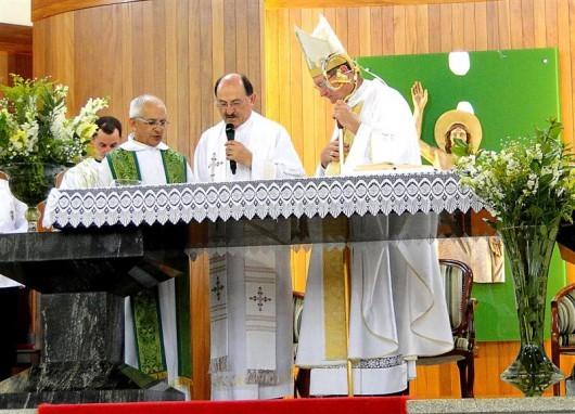 Paróquias da região recebem novos padres neste final de semana