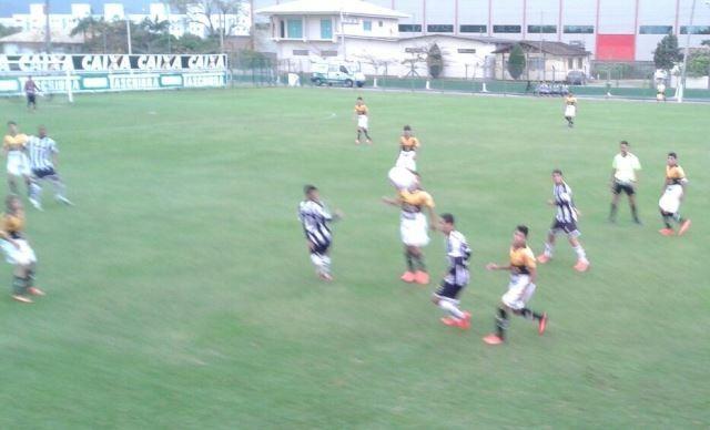 Base do Tigre empata com o Figueirense