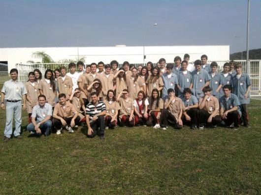 Alunos do CMG visita de estudos a indústria