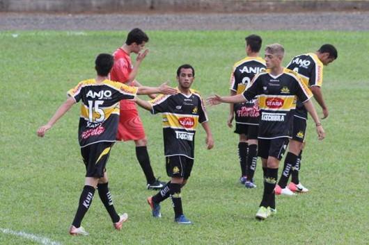 Em amistoso, Tigrinhos aplicam goleada