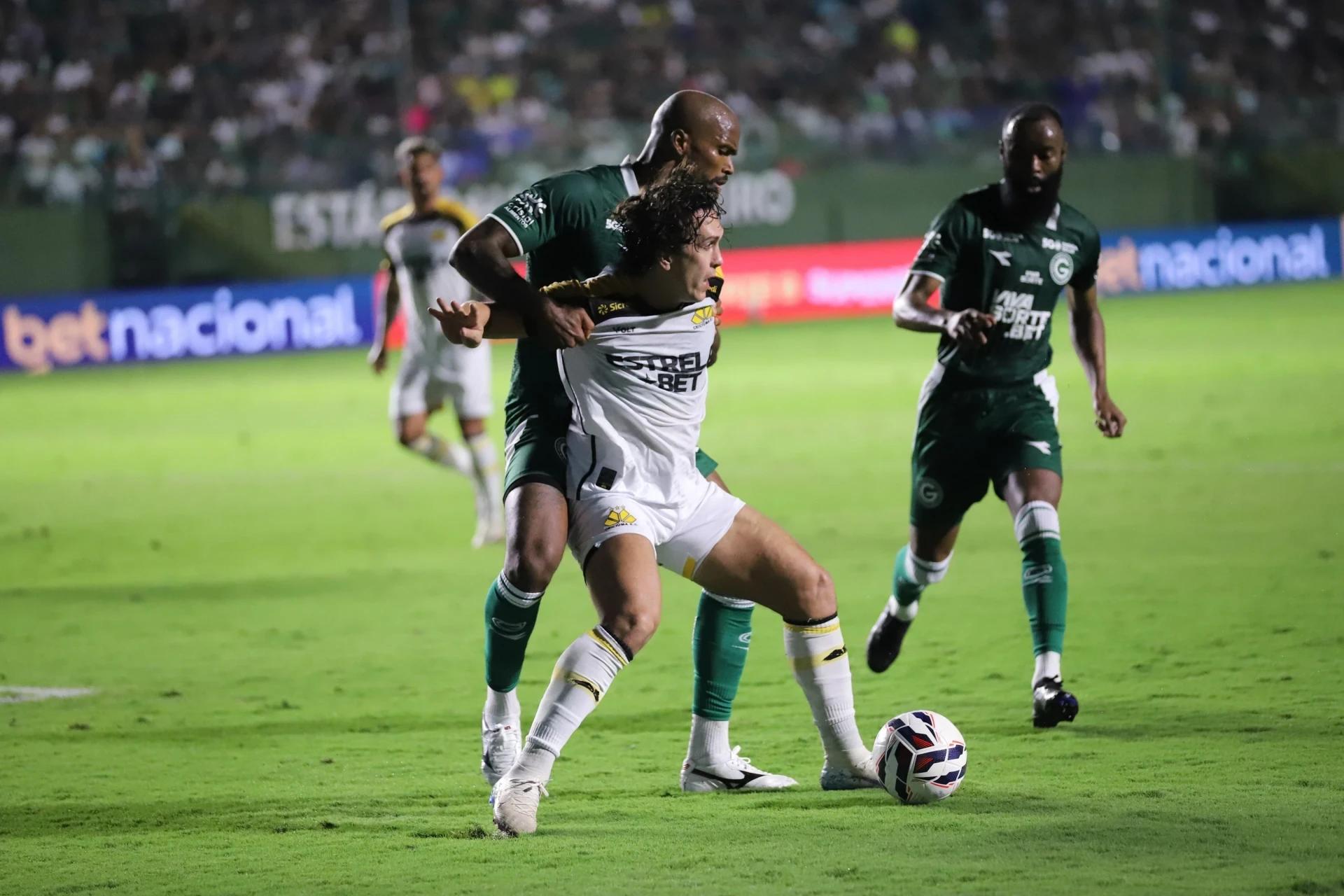 Criciúma empata com o vice-líder da Série B