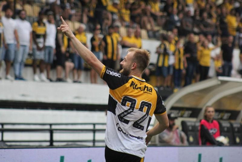 Em Lages, Marcelo Hermes vai completar 100 jogos pelo Criciúma