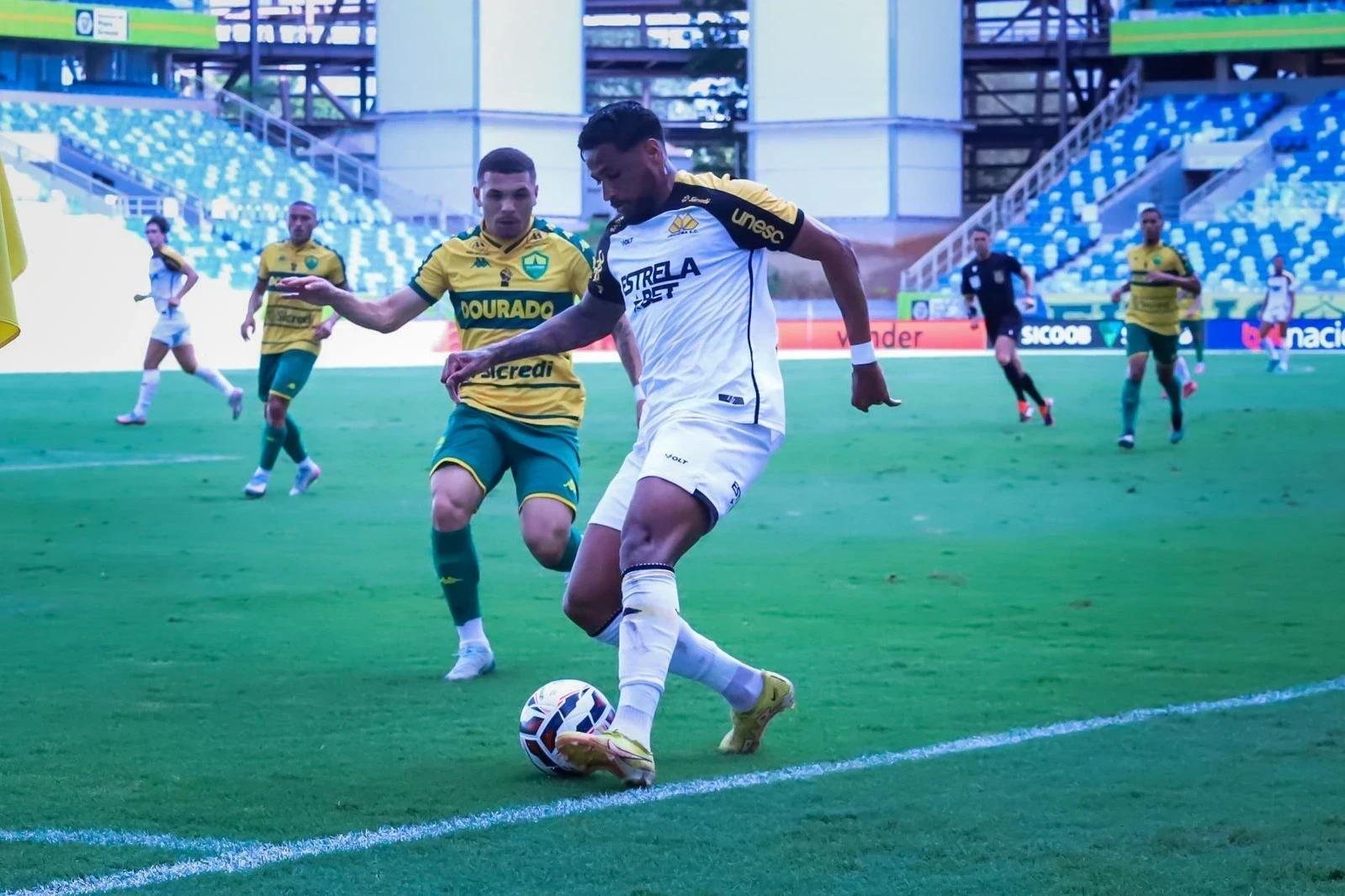 Criciúma perde para o Cuiabá e joga fora o acesso para a Série A do Brasileirão