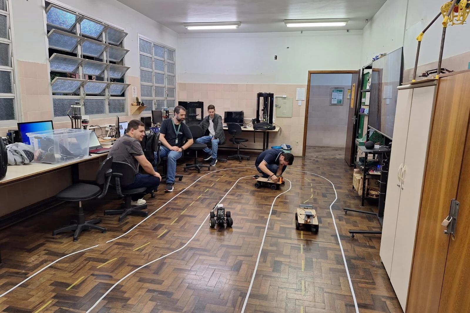Projetos de Engenharia Mecatrônica da UniSatc oferecem experiência sobre mercado de trabalho