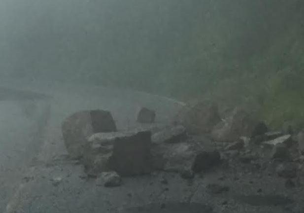 Serra do Rio do Rastro registra queda de rochas