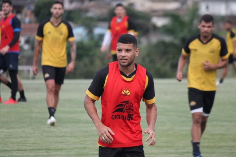Vice-lanterna x vice-líder: Criciúma recebe o Brusque em busca da recuperação no Catarinense