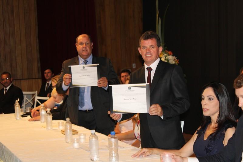 Com Zé Spilere de vice, Rogério Frigo volta para prefeitura de Nova Veneza