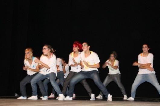 Dançarinos de Criciúma participam de Festival de Danças de Joinville