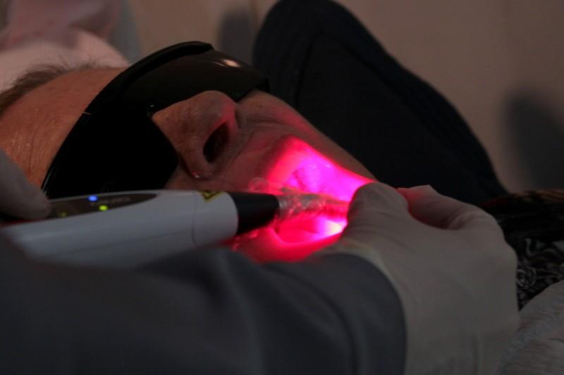 Iniciativa da Unesc proporciona sorriso a criciumenses