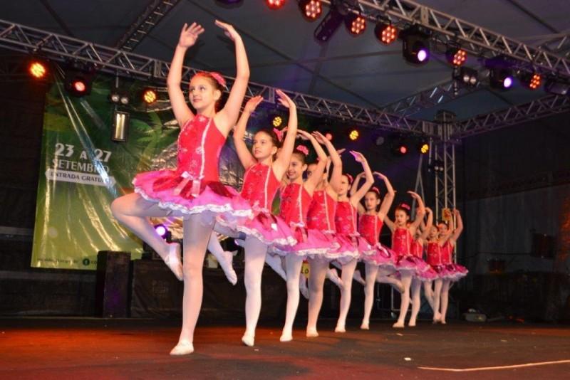 Festival de Dança de Cocal exalta a Literatura e reúne mais de 2 mil pessoas
