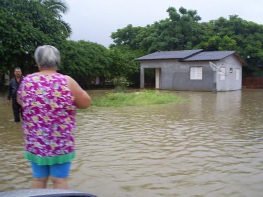 Mais de 70 famílias deixam as casas em Maracajá