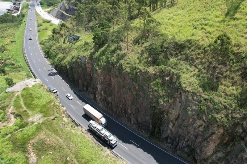 Morro do Formigão recebe serviços de monitoramento da CCR ViaCosteira