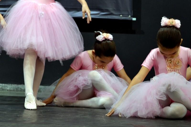 Unesc oferece oficinas de Ballet Clássico Infantil e Dança Espanhola