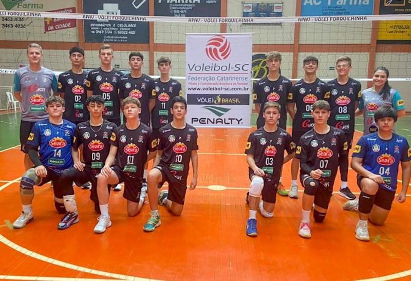 Vôlei de Forquilhinha disputa três competições e conquista bons resultados