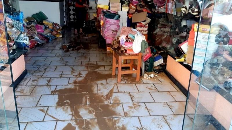 Comerciantes de Morro da Fumaça contabilizam prejuízos após chuva que atingiu região 