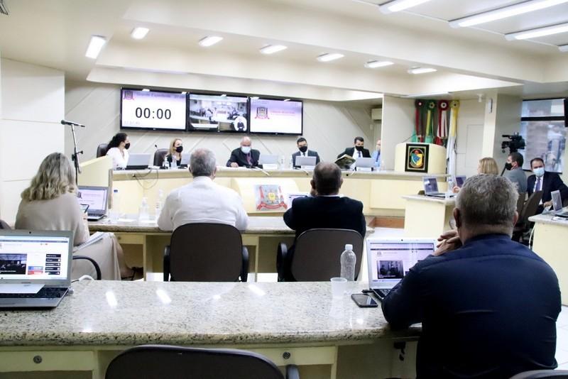 Câmara de Criciúma vota projeto que regulamenta valor do auxílio-doença para servidores municipais