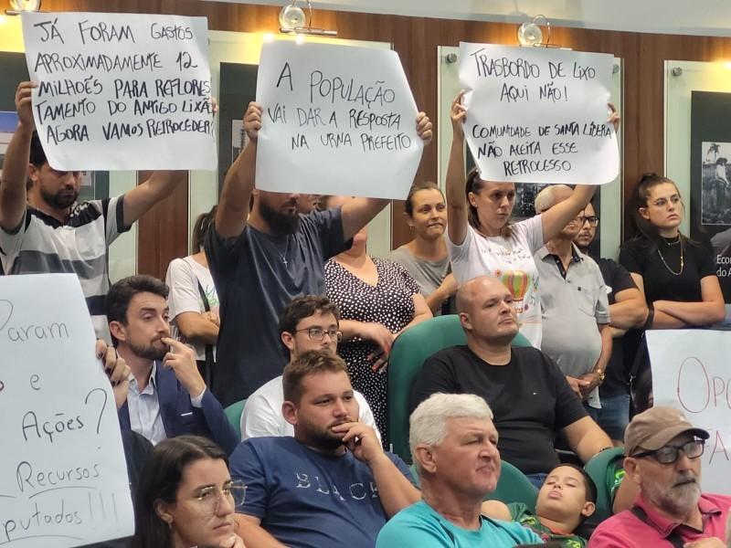 Prefeitura de Forquilhinha revoga permissão de funcionamento de empresa de transbordo de lixo na cidade