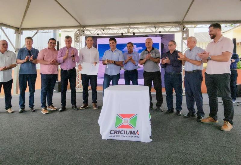 Governo de Criciúma oficializa transferência de área pública ao Asilo São Vicente de Paulo
