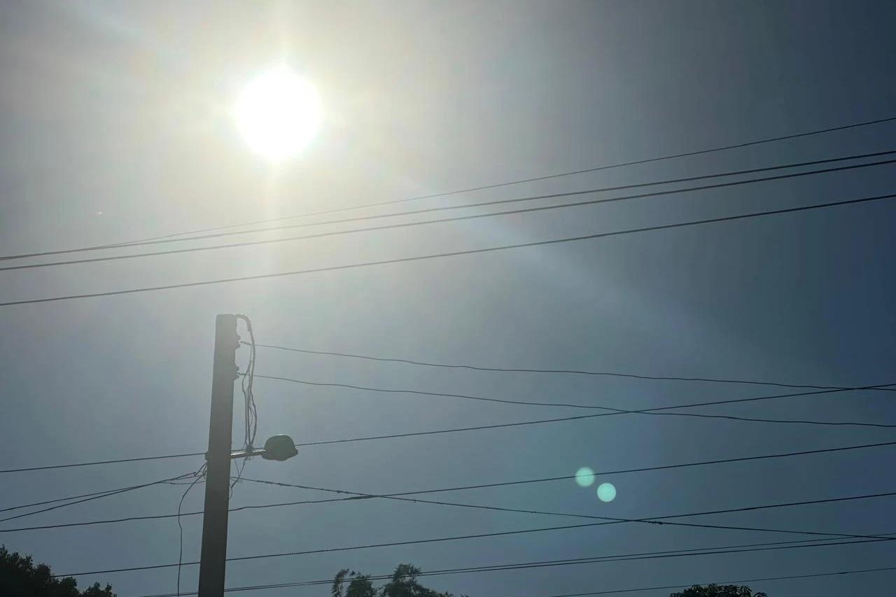 Calor intenso marca o domingo em SC, com chance de temporais à tarde