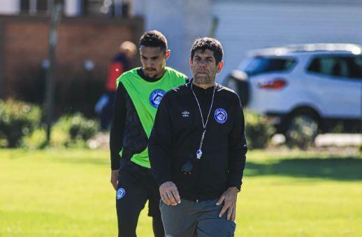 Atlético Tubarão anuncia saída do técnico Fabiano Soares