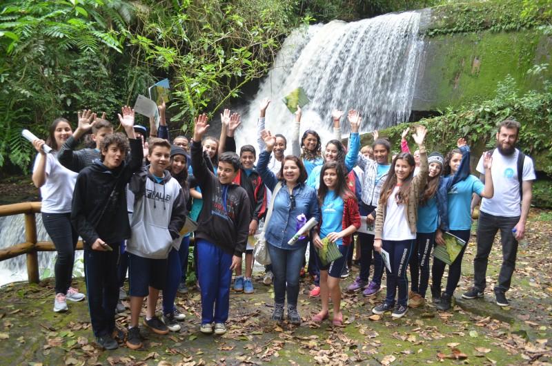 Estudantes de Criciúma conhecem Rio Urussanga em saída 