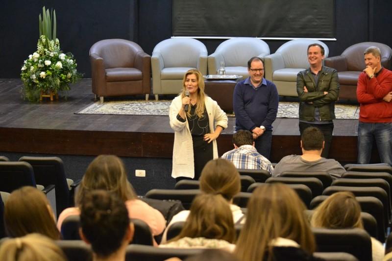 Necessidades e desafios para a Universidade são debatidos por acadêmicos e Reitoria na ação Diálogos