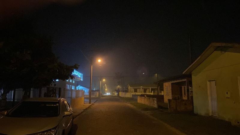 Bombeiros paralisam atividades contra incêndio 