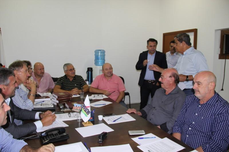 PMDB debate candidatura própria para 2018