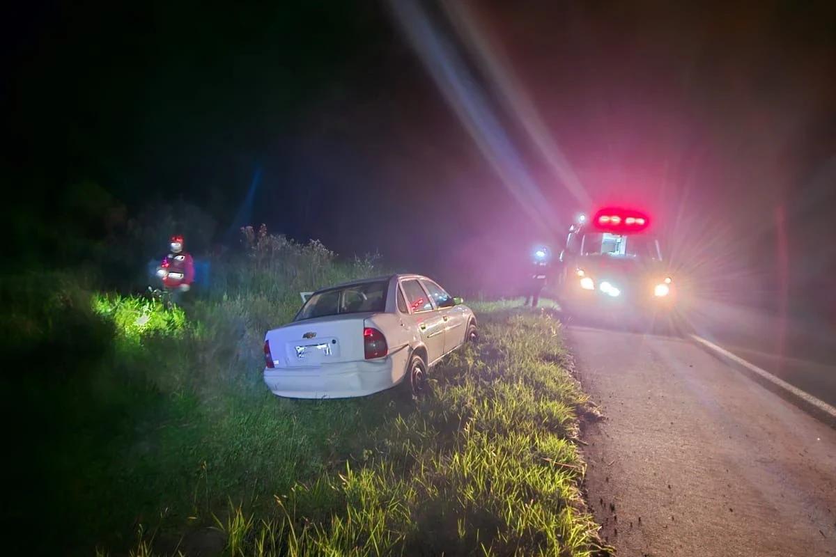 Homem é encontrado morto após saída de pista em Sangão