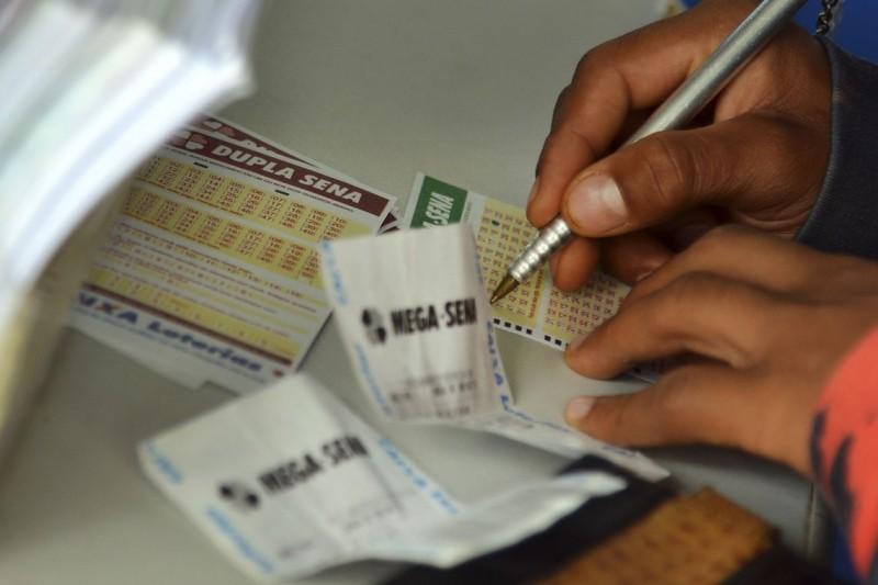 Mega-Sena poderá pagar hoje R$ 60 milhões 