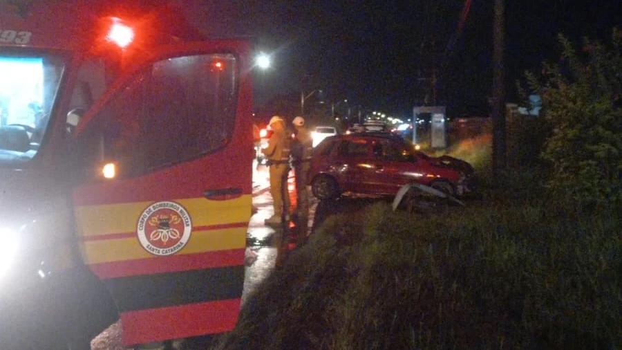 Três idosos são levados ao hospital após acidente de trânsito